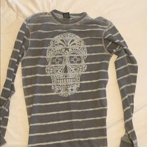 Skull shirt